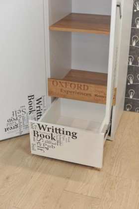 Шкаф для белья «Оксфорд» (Ривьера/Белый с рисунком) в Черлаке - cherlak.katalogmebeli.com | фото 4